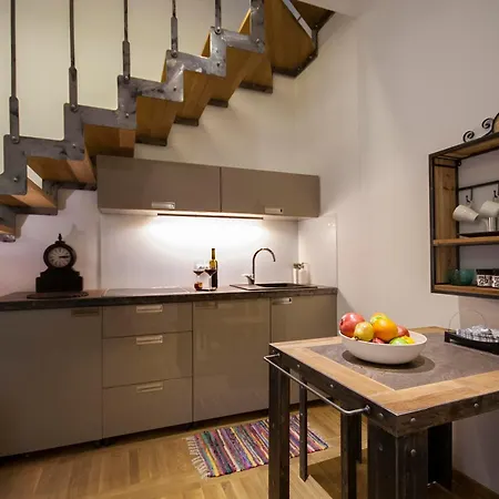 Апартаменты And Blue Garden Белград