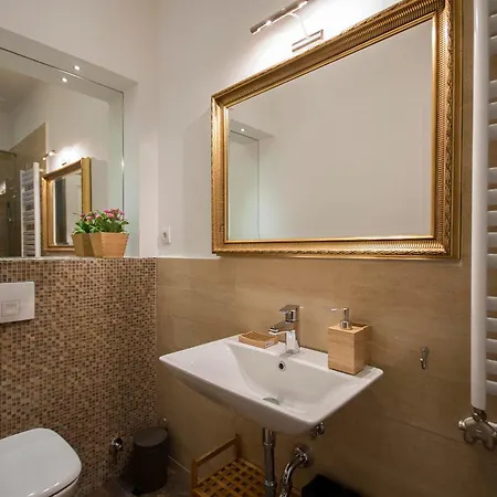 Апартаменты And Blue Garden *