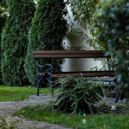 Daire And Blue Garden Belgrad
