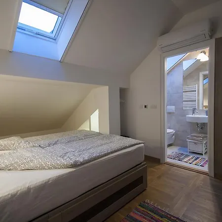 And Blue Garden Апартаменты